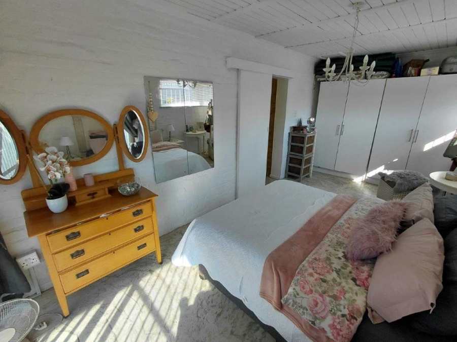 5 Bedroom Property for Sale in Winslow Western Cape